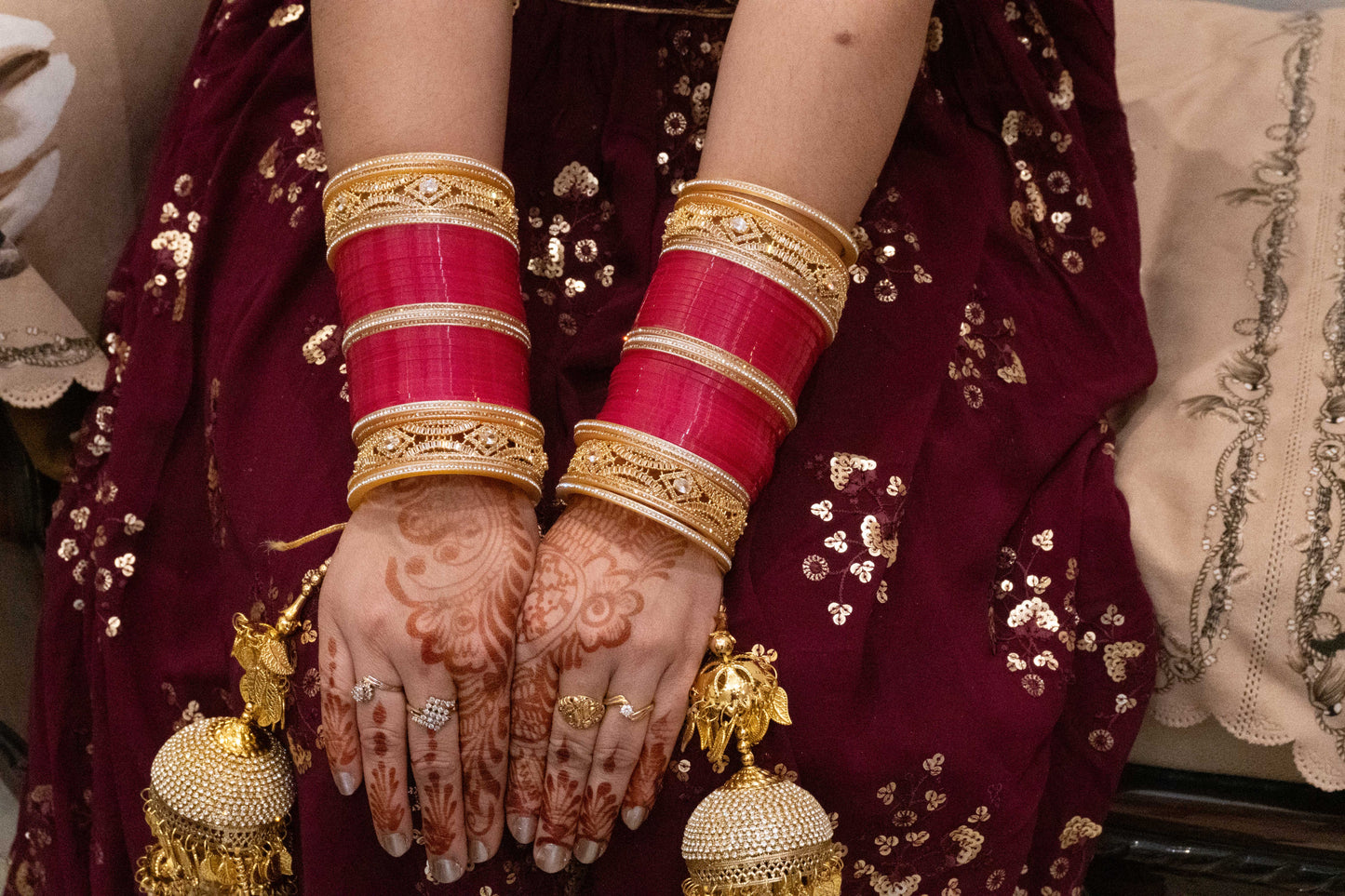 Swarna Sindoor Chura With AD Bangles